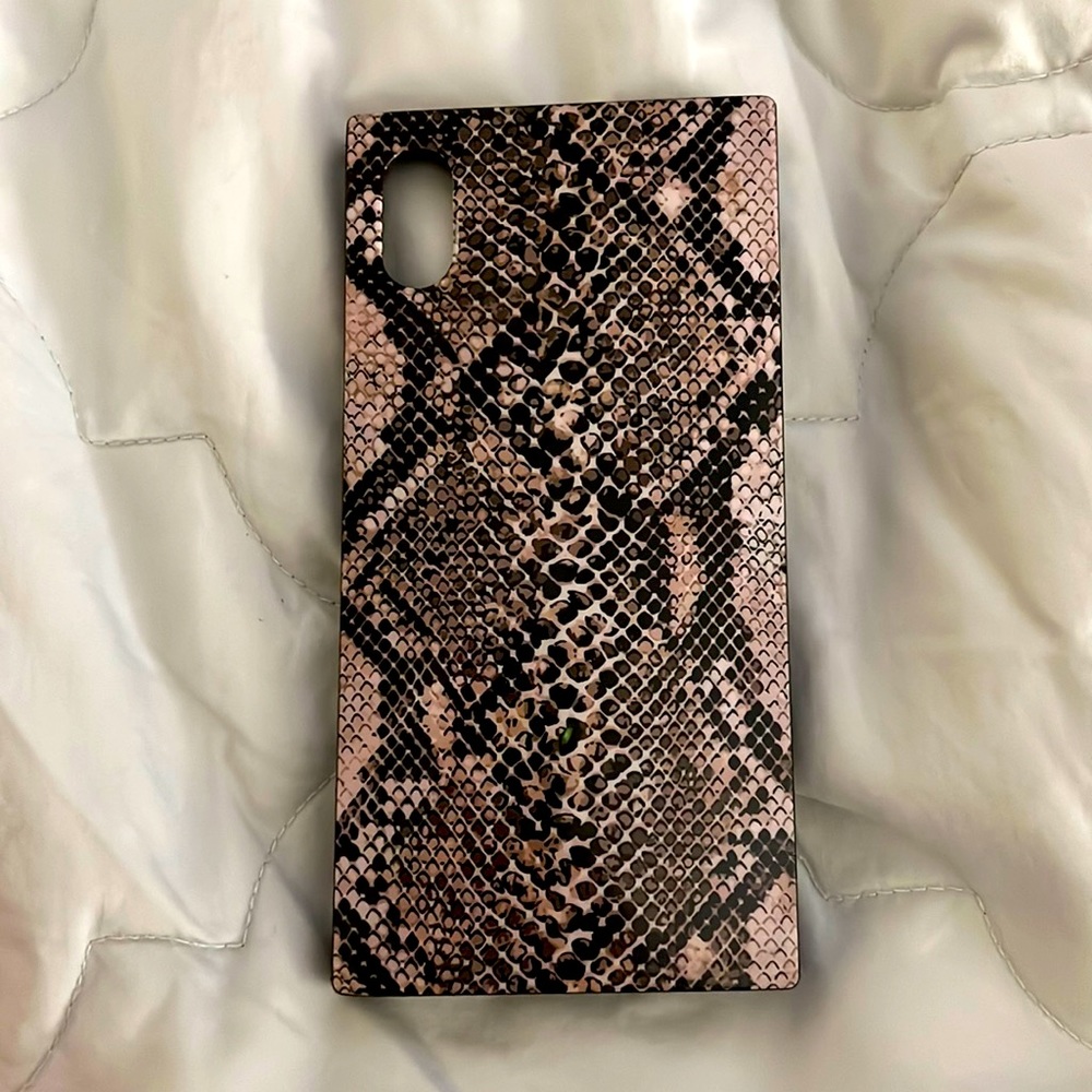 cellphone case For iPhone 12 or XS iPhone.
